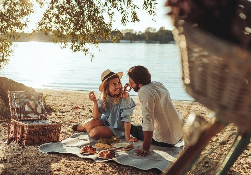 Idées fraîches pour un pique-nique en amoureux