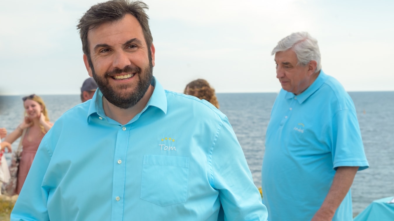Camping Paradis : Tom Delorme bientôt retraité ? Laurent Ournac fait d’étonnantes révélations