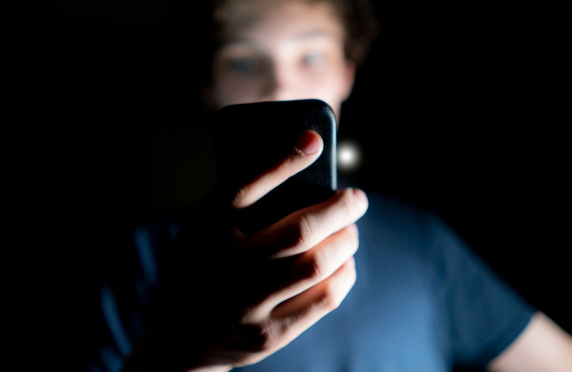 45% des hommes ayant vu un porno avant 11 ans pensent que dire non, « c’est comme dire oui »