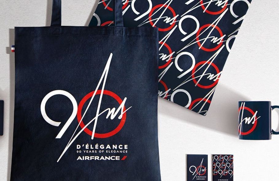 Air France s’expose dans les vitrines des Galeries Lafayette