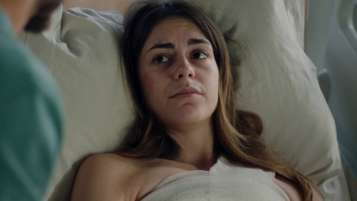 Demain Nous Appartient en avance du lundi 16 octobre 2023 sur TF1… Julie est hospitalisée, Adèle découvre Bart au lit avec une autre