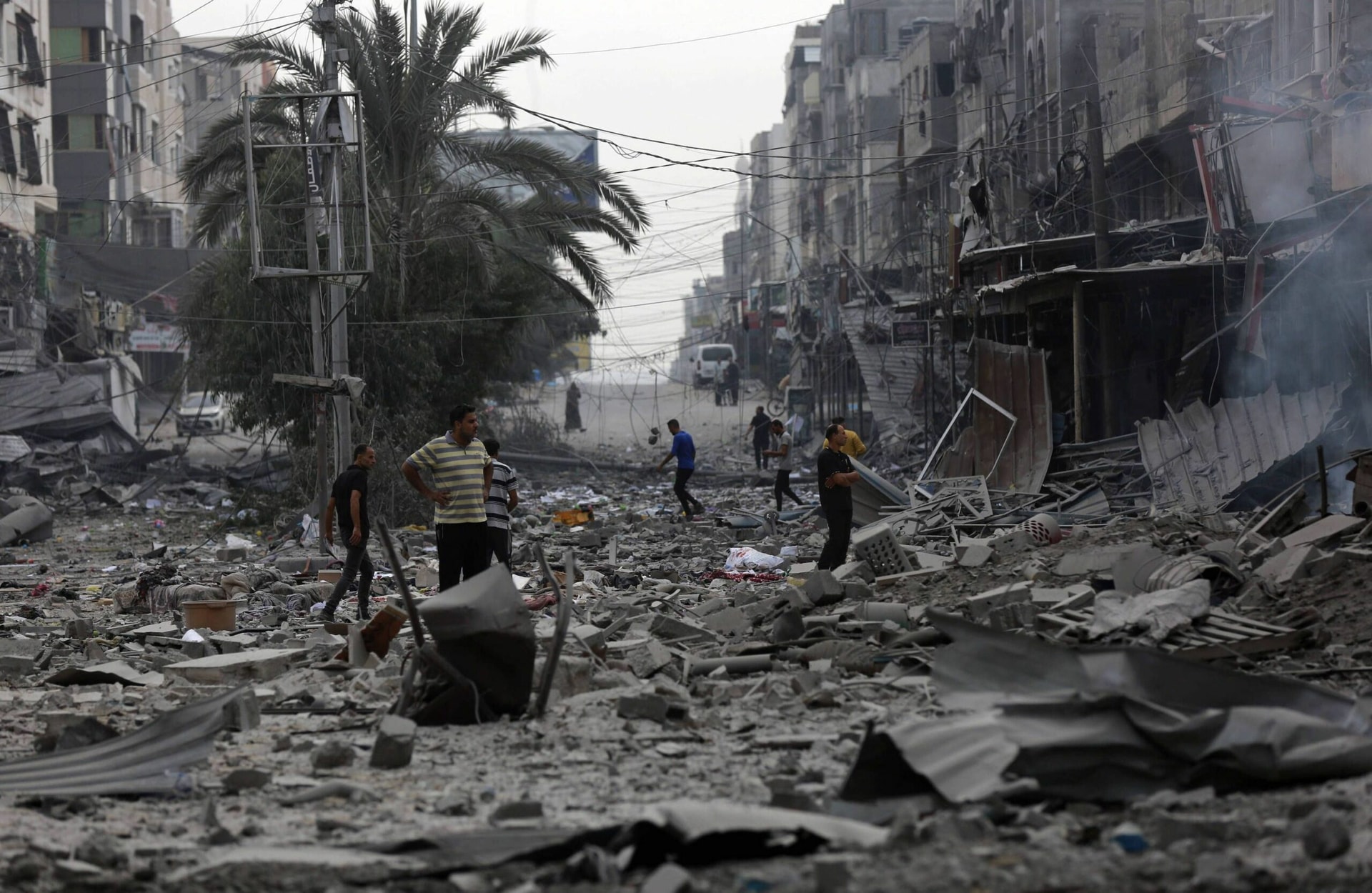 Guerre Israël-Hamas : des bombardements intenses dans le nord de la bande de Gaza
