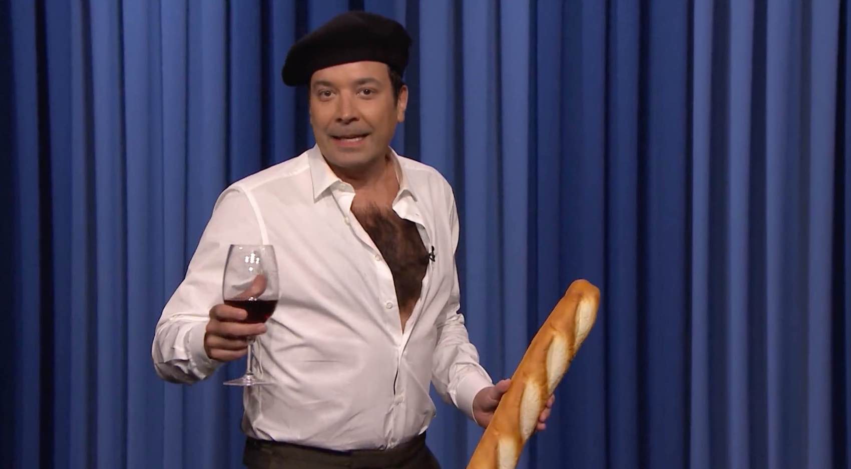 Jimmy Fallon se déguise en Emmanuel Macron dans un sketch sur les punaises de lit