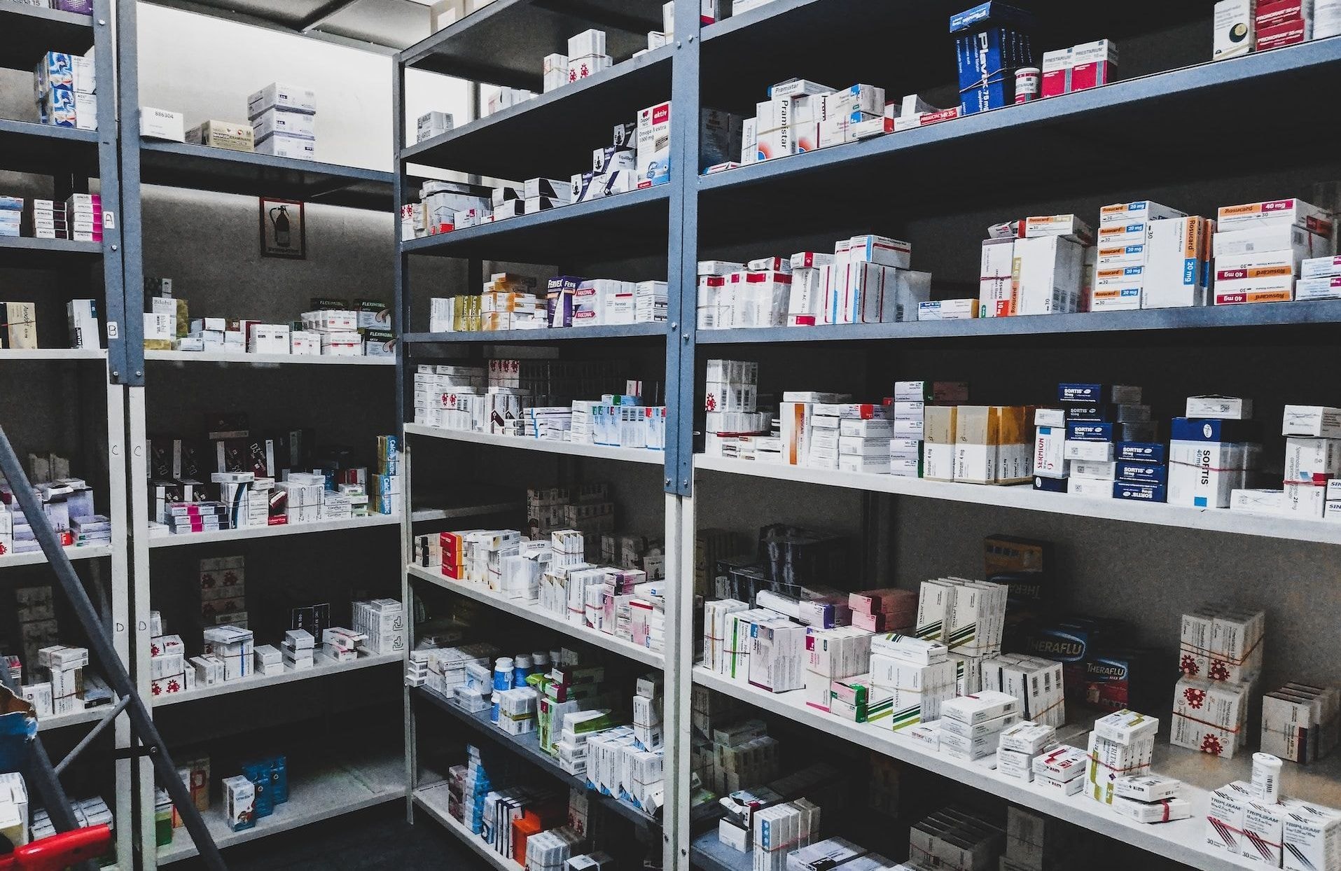 Règles douloureuses : une chercheuse dénonce « l’insuffisance de données scientifiques » sur l’efficacité du Spasfon