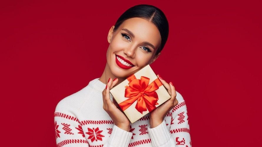 Fenty Beauty, Charlotte Tilburry, Tarte : ces coffrets à petit prix à (vous) offrir pour Noël