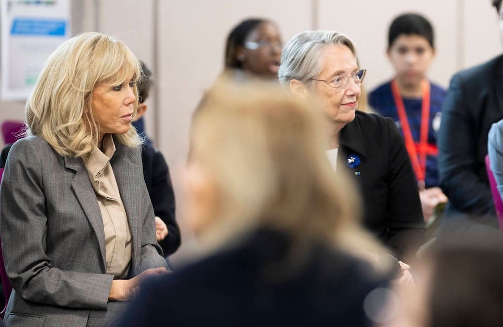 Harcèlement scolaire : pourquoi cette attitude de Brigitte Macron et Élisabeth Borne fait polémique