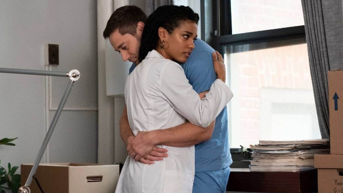 New Amsterdam en avance du 8 novembre sur TF1 : Max et Helen en plein doute