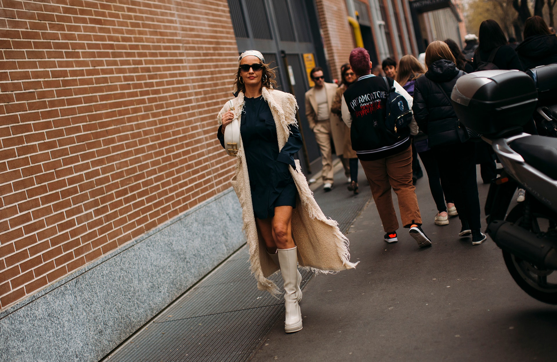 Ces bottes trompe l’œil Louis Vuiton font le buzz sur les réseaux sociaux