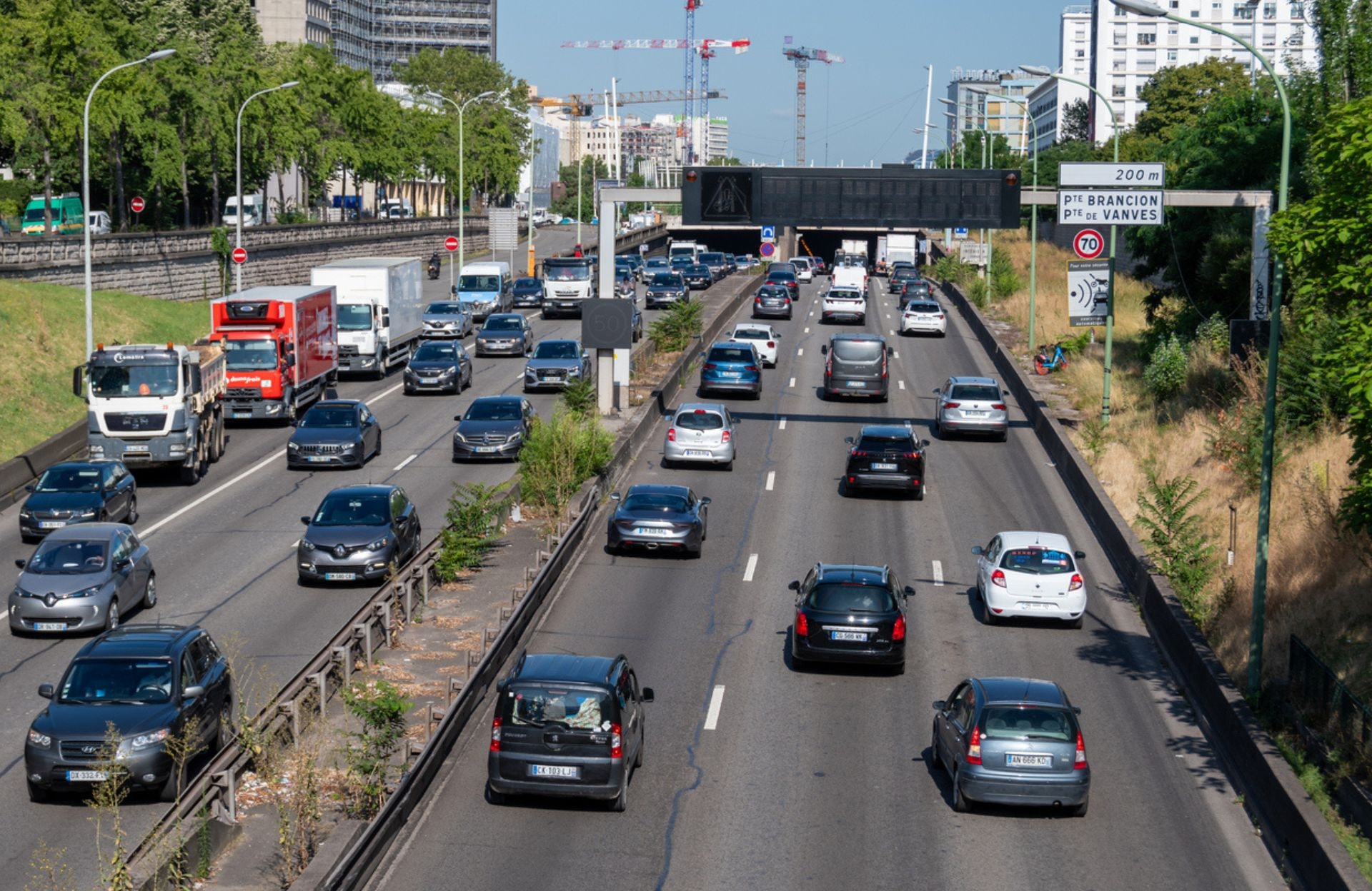Clément Beaune : l’État ne validera pas la limitation à 50 km/h du périphérique parisien
