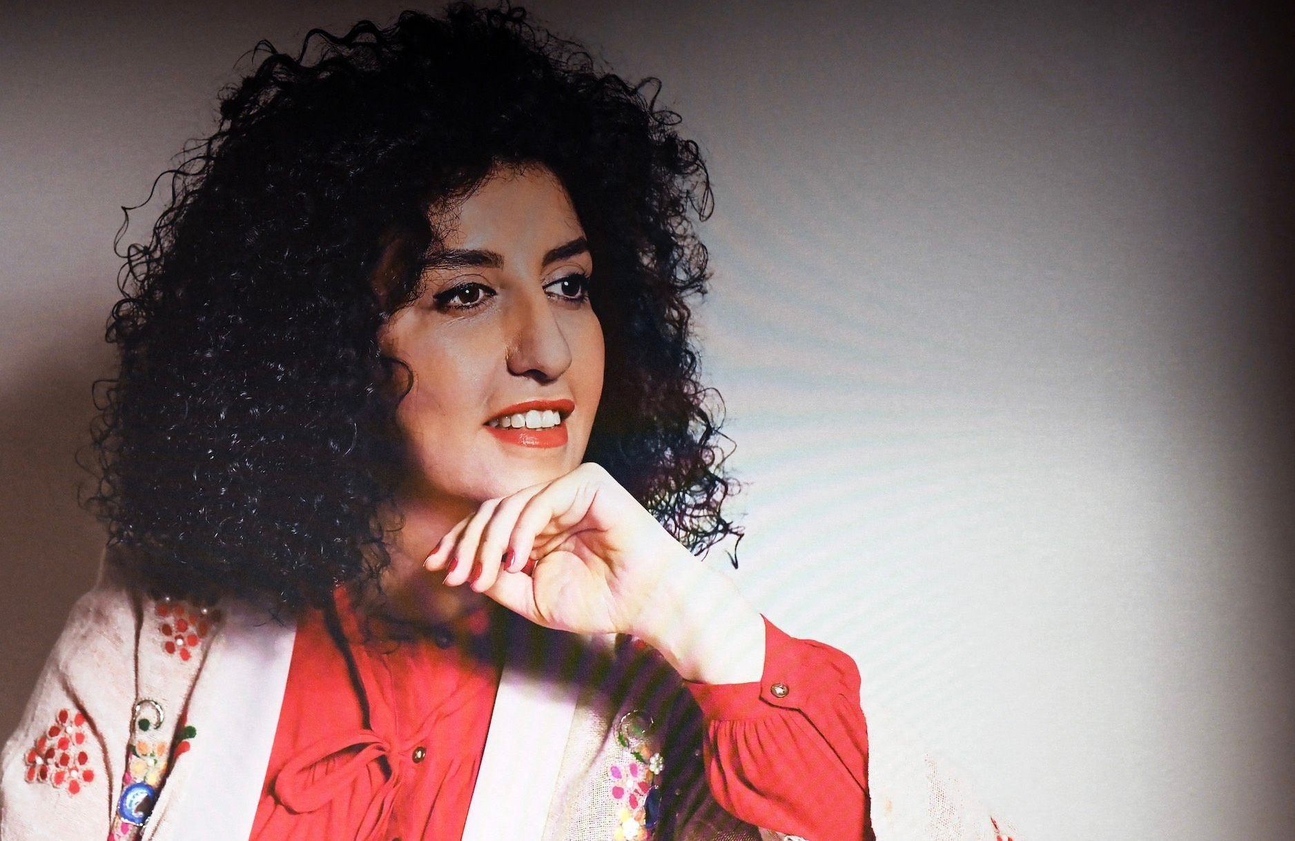 Narges Mohammadi, la lauréate du prix Nobel de la paix, entame une grève de la fin le jour de la remise du prix