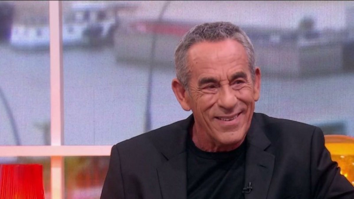 214 Rue de Rivoli : le dîner (Paris Première) : Thierry Ardisson aurait pu être troublé par un incident de dernière minute