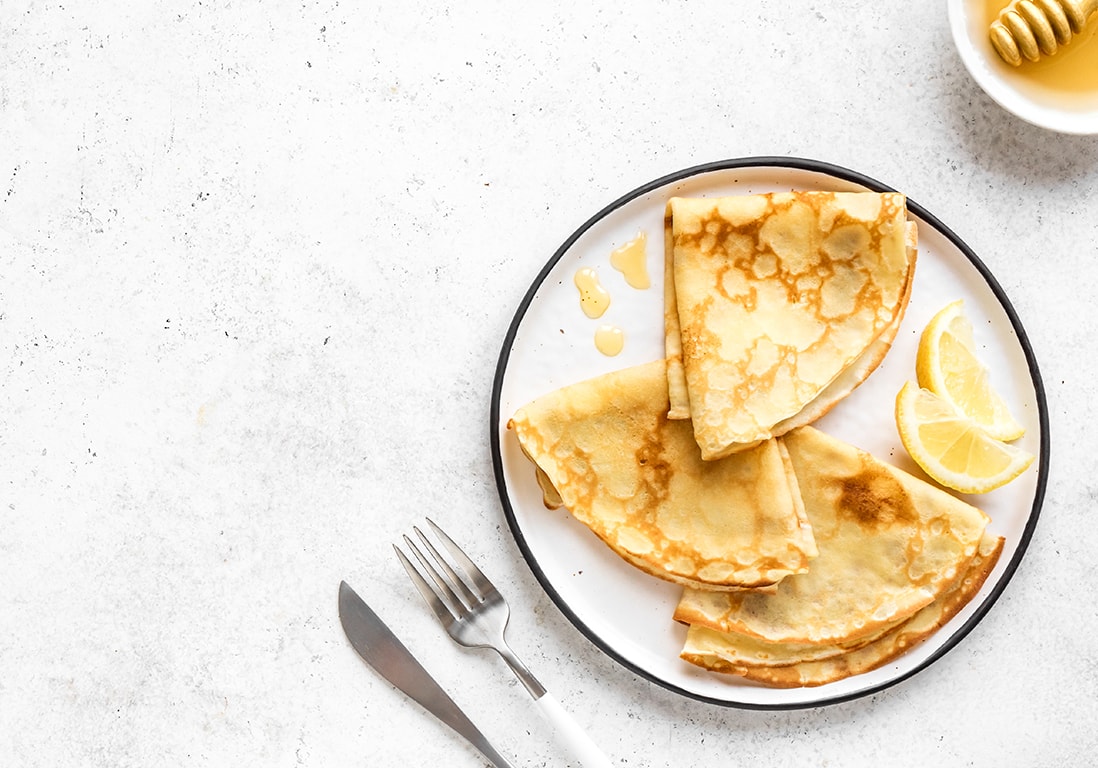 Crêpes sans lactose : quel lait végétal utiliser ?