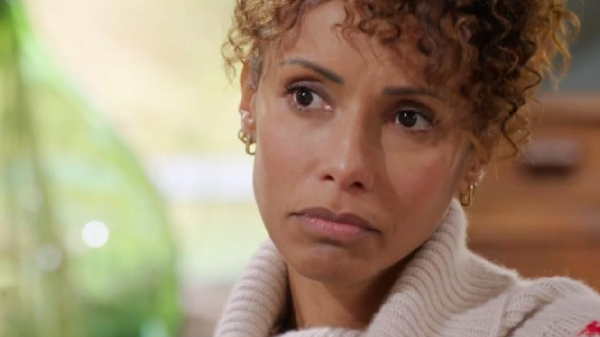 « Au moment où je suis élue je pleure » : Sonia Rolland revient sur son élection de Miss France 2000