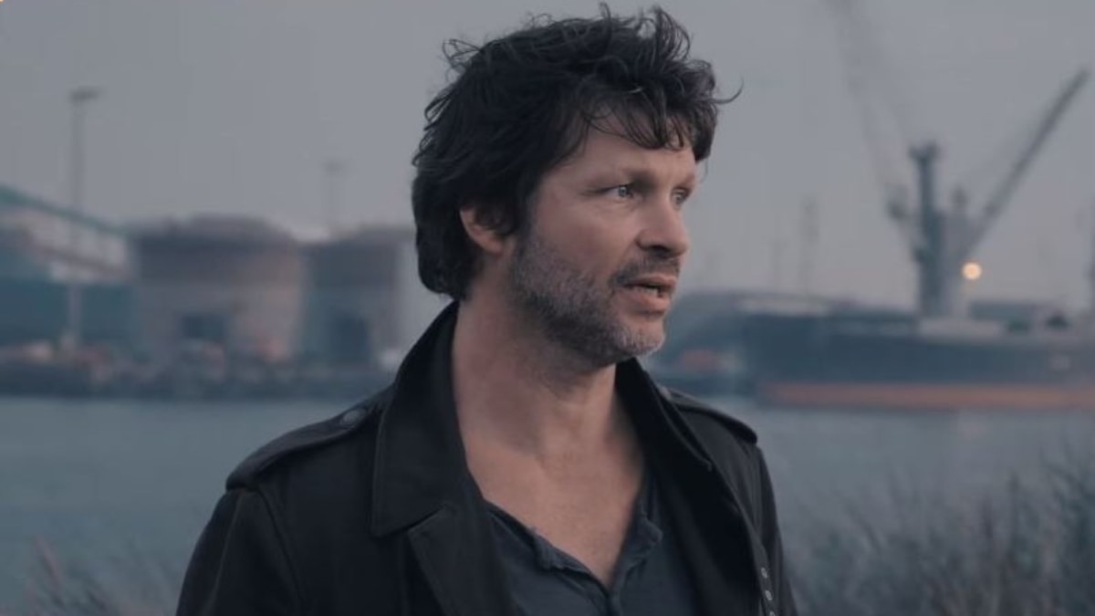 Bertrand Cantat : sa nouvelle vie discrète et confortable entre deux maisons