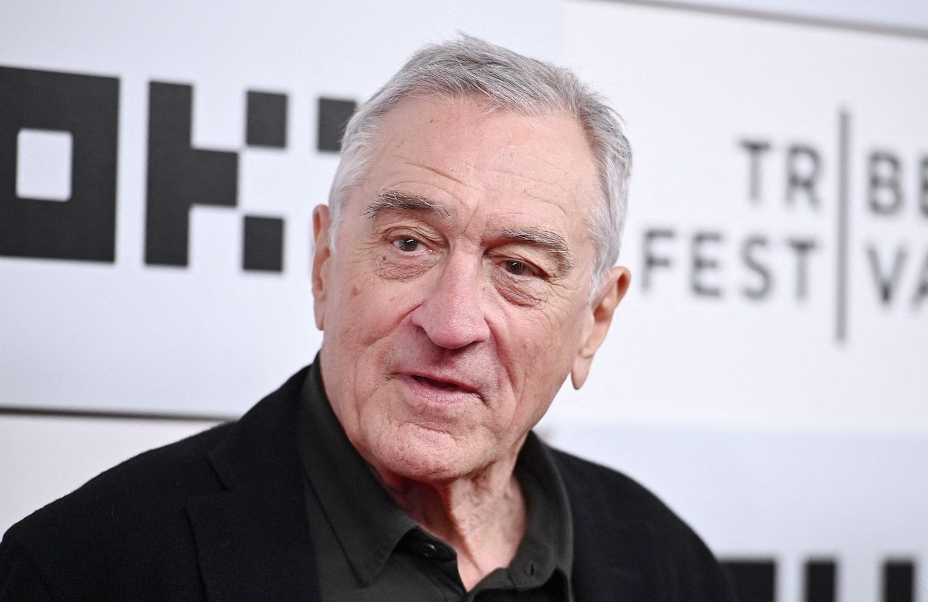 « C’est un bébé tellement adorable » : Robert De Niro se confie sur son rôle de père
