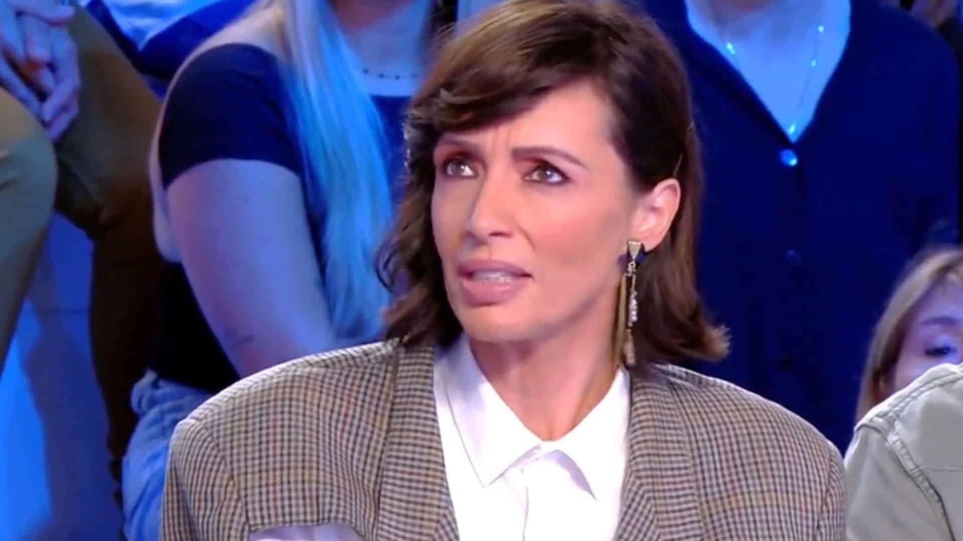 Géraldine Maillet : une question coquine provoque l’embarras de l’équipe de TPMP, regardez !