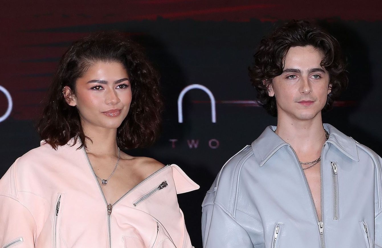 En looks coordonnés, Zendaya et Timothée Chalamet font honneur à la mode coréenne