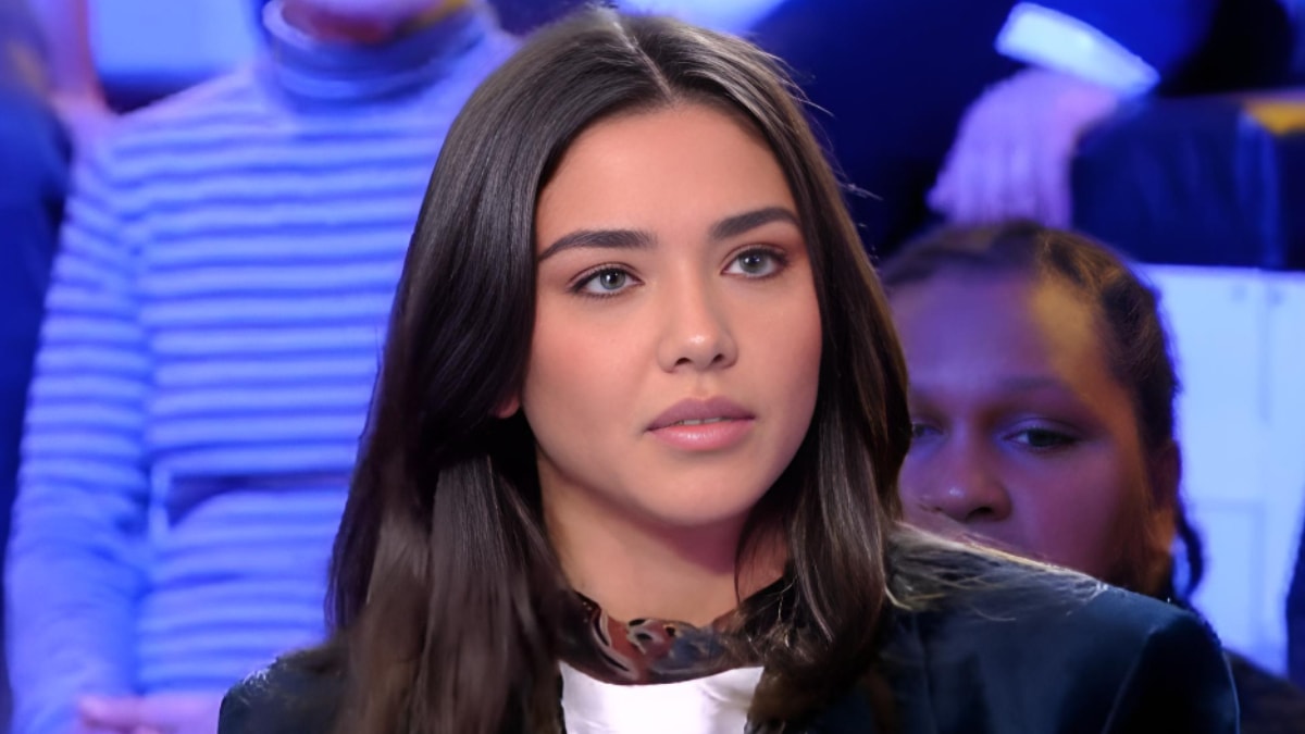 Face à Hanouna : le compte Facebook de Bahia-Carla au cœur d’une polémique