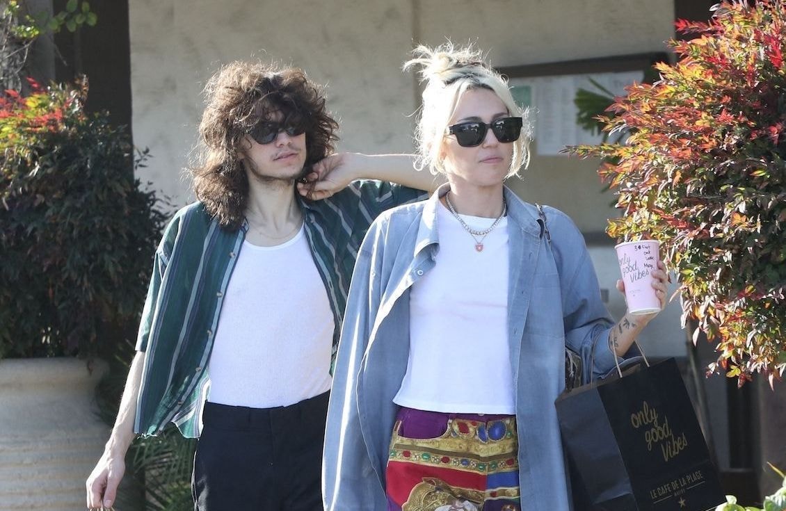 Miley Cyrus en couple : qui est son compagnon, Maxx Morando ?