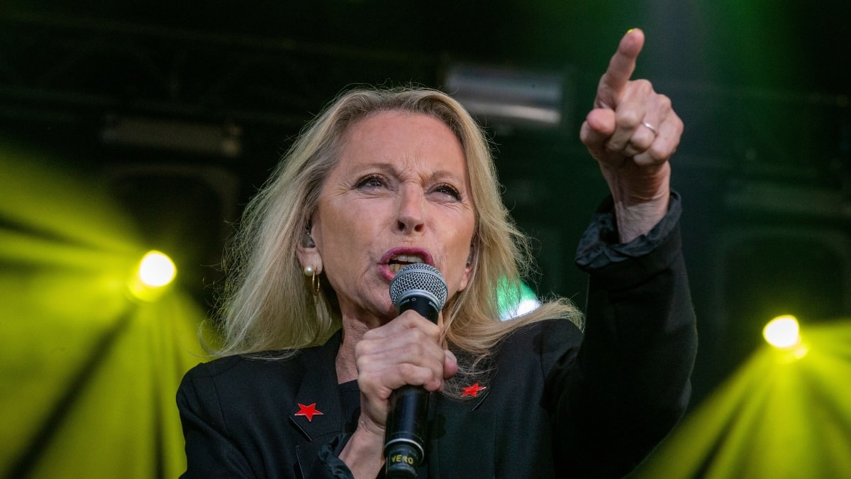 Véronique Sanson face à la mort : « J’ai reçu l’extrême-onction »